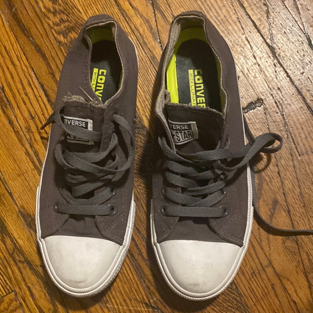 Converse low cut